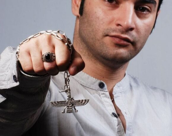 بیوگرافی یاس خواننده رپ
