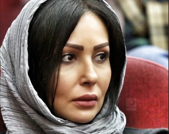 پرستو صالحی