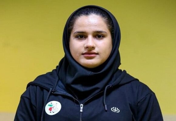 یکتا جمالی اولین مدال آور وزنه برداری زنان ایران هم پناهنده شد
