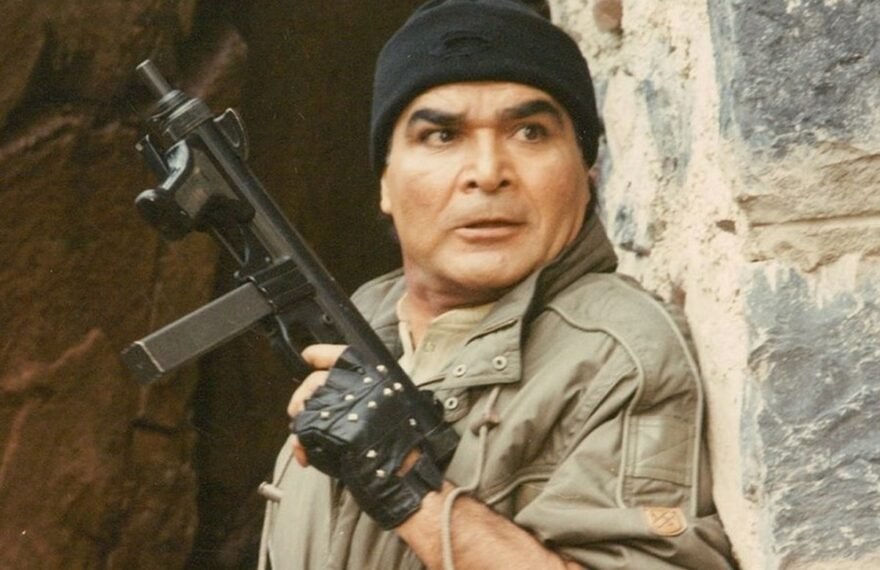 هنرمند پیشکسوت راهی بیمارستان شد