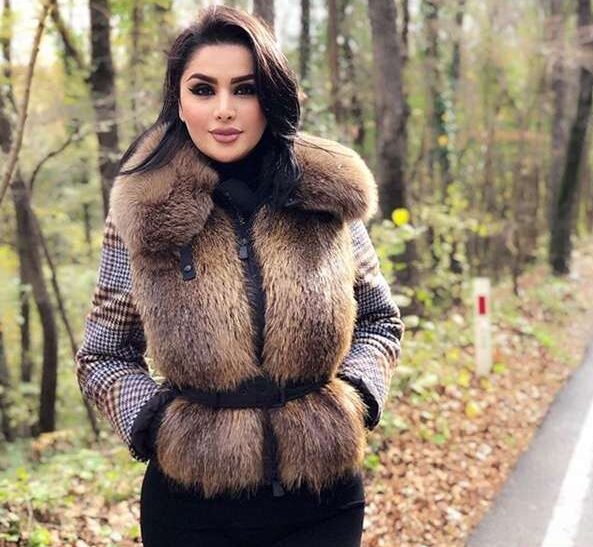 دنیا جهانبخت