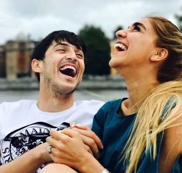 بیوگرافی آناهیتا کریمی همسر سردار آزمون