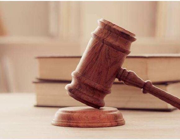 کارشناس معروف تلویزیون در دام سیاه زن تهرانی