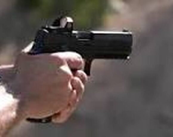 ترور دکتر محفوظی جلوی درب منزلش