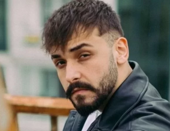 لباس عجیب رپر معروف داستان شد