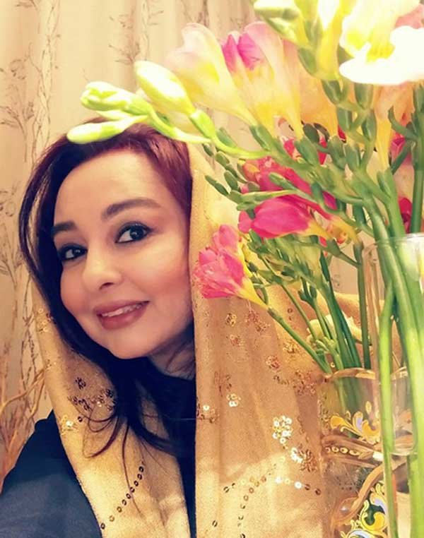 این خانم بازیگر ایرانی تغییر دین داد !