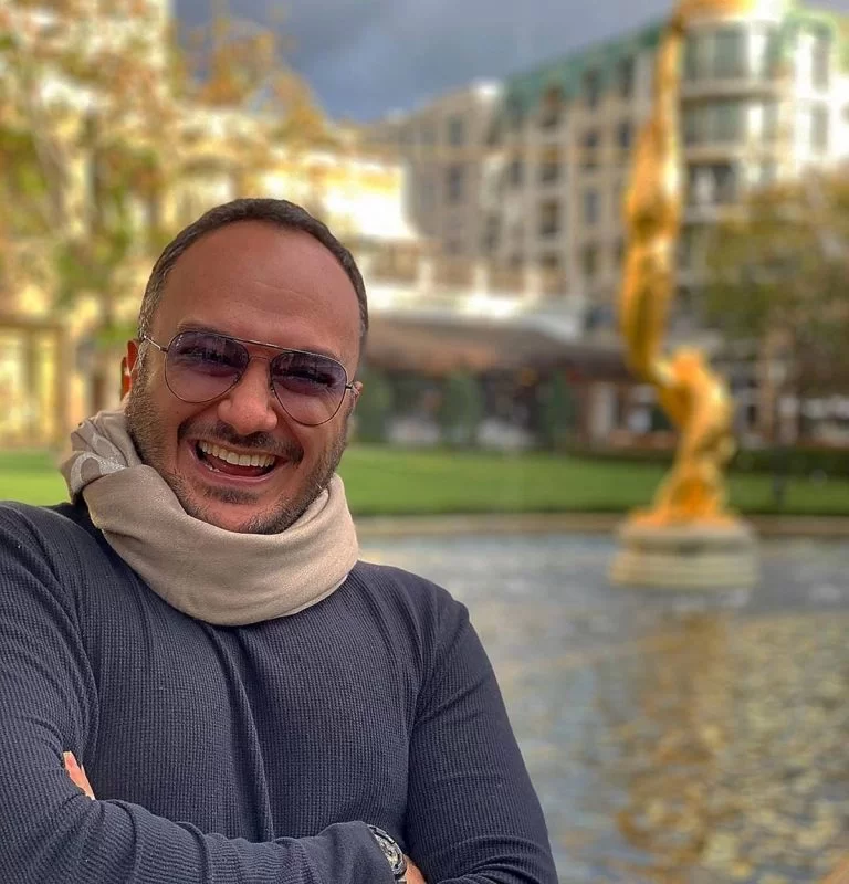 احسان کرمی از خوشبختی های آن ور آبی اش