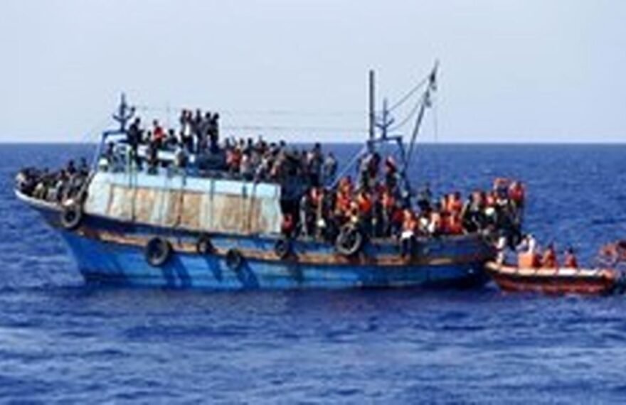 غرق شدن یک کشتی در سواحل جنوبی ایتالیا /آخرین وضعیت ایرانیان حاضر در کشتی