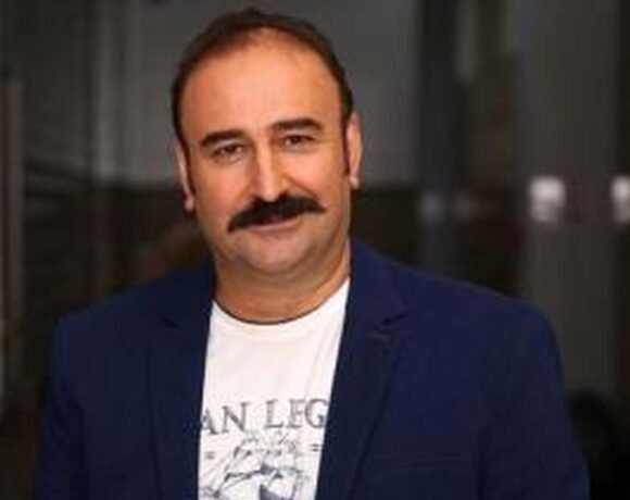 مهران احمدی با چهره جدیدش همه را ترساند