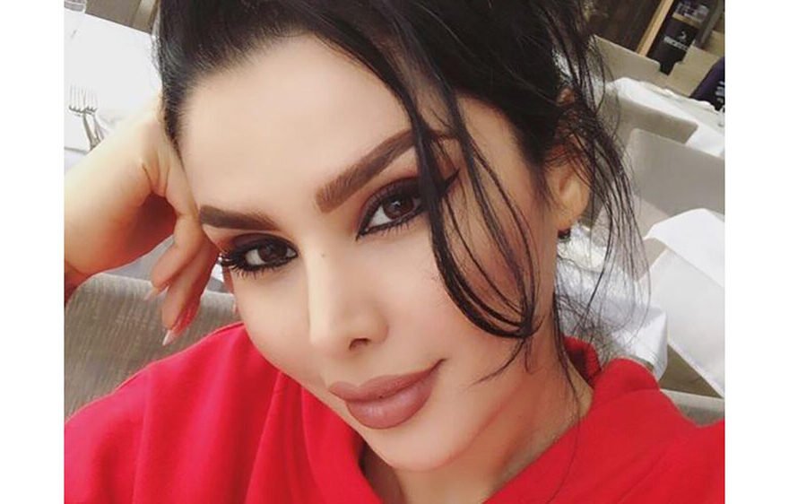 عکس لو رفته از دنیا جهانبخت در برج میلاد