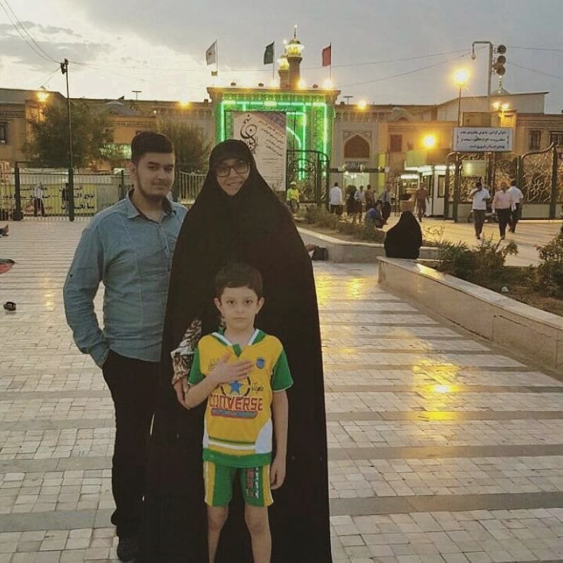 الهام چرخنده و فرزندانش