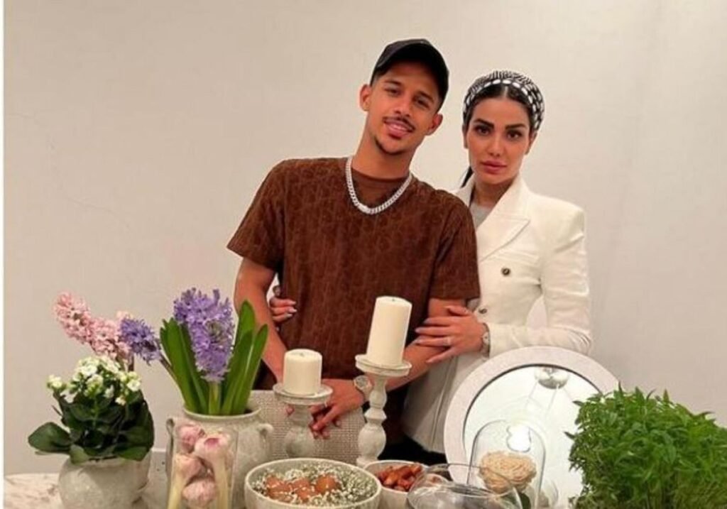 مهدی قائدی و همسرش