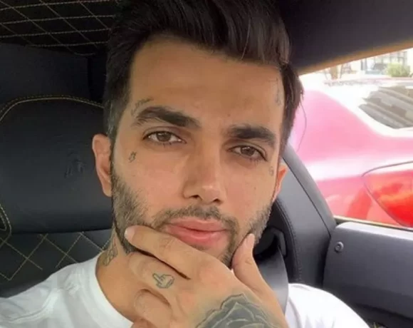 بستری شدن پویان مختاری در بیمارستان