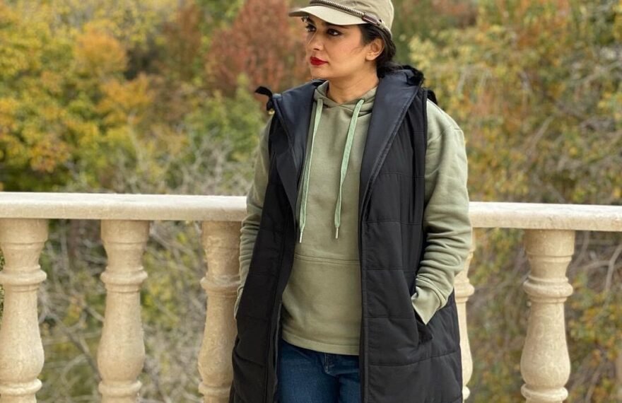 لیندا با تیپ جدید در کنار آقای خواننده