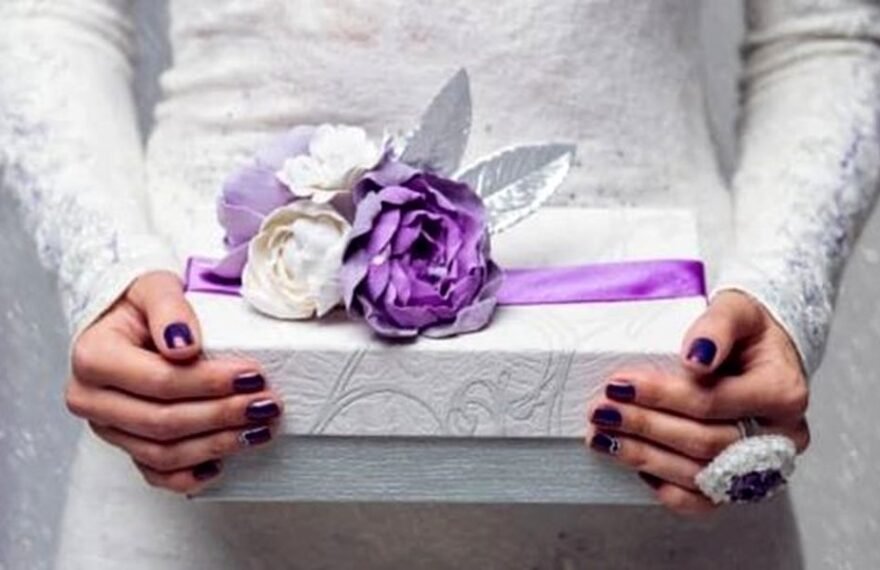 دختری که در مدت 9 سال 54 بار عروس شد