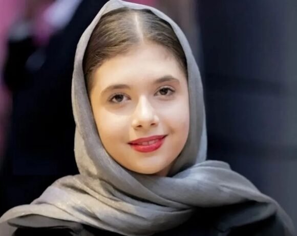 آشتی کنان عاشقانه دوباره پژمان بازغی و خانمش