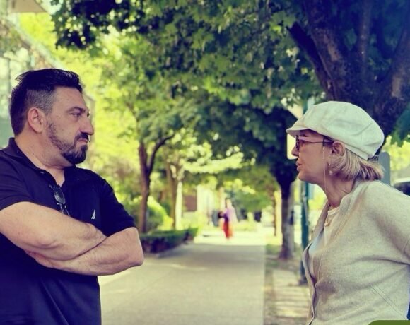 مدیر برنامه پیشین گوگوش رابرت دهنوشی کشته شد