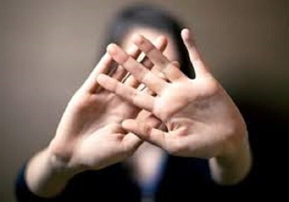 اقرار هنرپیشه معروف / شب مستم کردند و ازم فیلم جنسی گرفتند