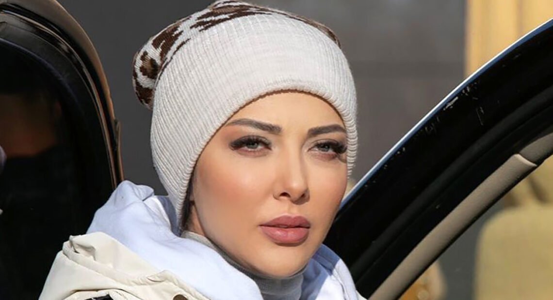 رقص قشنگ لیلا اوتادی در کنسرت فرزین